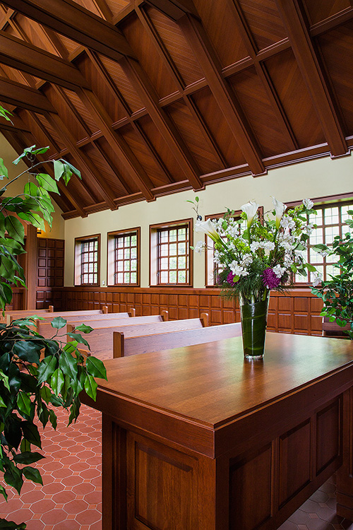 Chapel Interior w Flowers 500